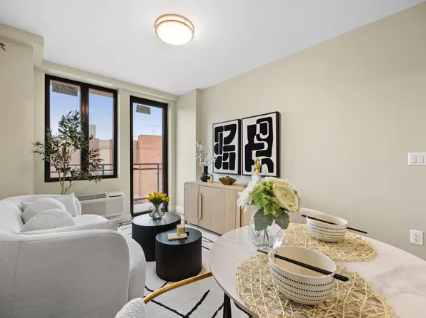 163-07 72nd Avenue image 3 of 11