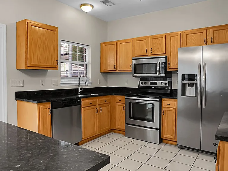 3274 Middleburry Ln — Photo 26