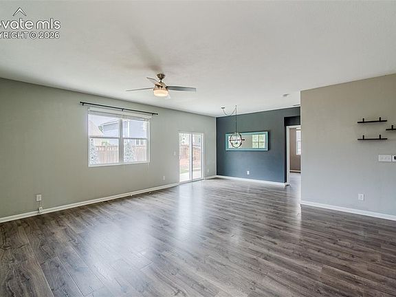 5th image of 387 Jewel St
