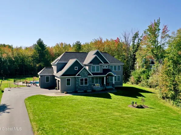 10 Sharon Lane, Ballston Lake, NY 12019