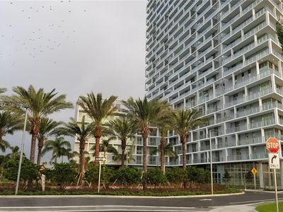 2000 Metropica Way APT 2406, Fort Lauderdale, FL, 33323