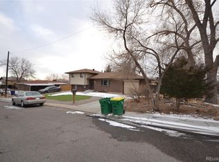 7086 W 71st Ave, Arvada, CO 80003