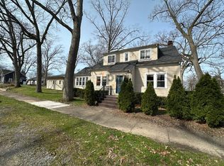 418 School St, Michigan City, IN 46360
