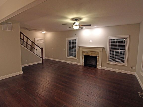3rd image of 1504 Halo Dr #1418