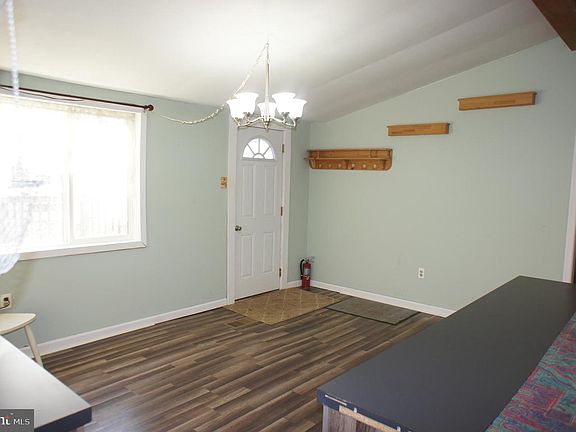 2nd image of 789 Youngs Dr