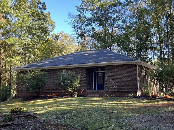 1988 Emmett Doster Rd NW, Monroe, GA 30656