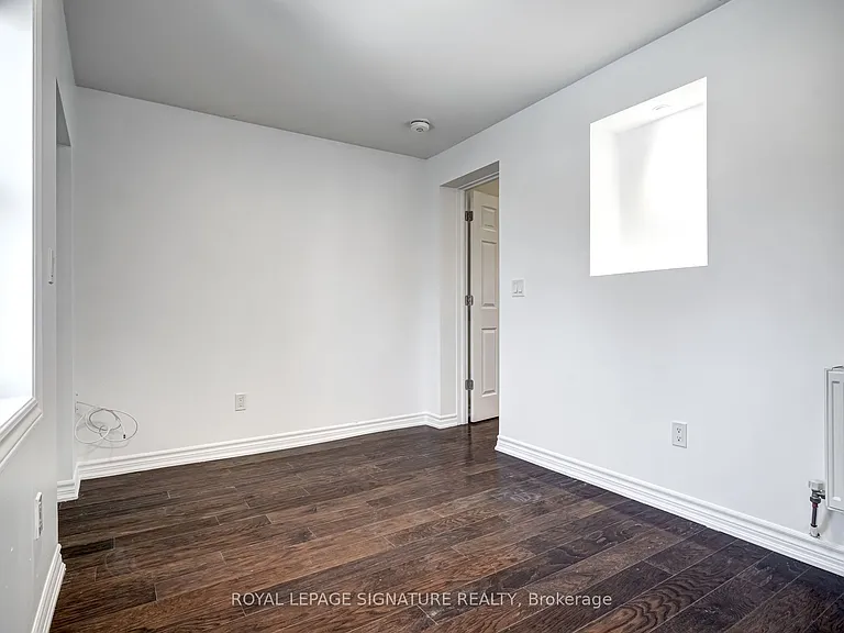 1116 College St #3 — Photo 15