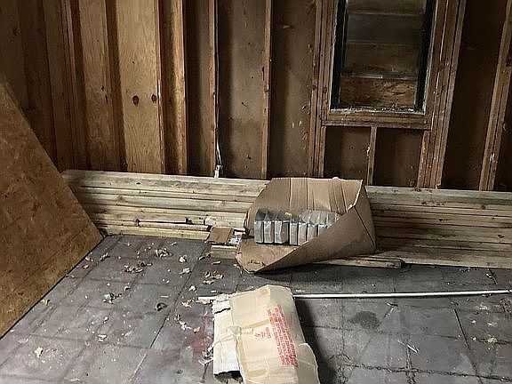 3rd image of 943 Coleman St SW