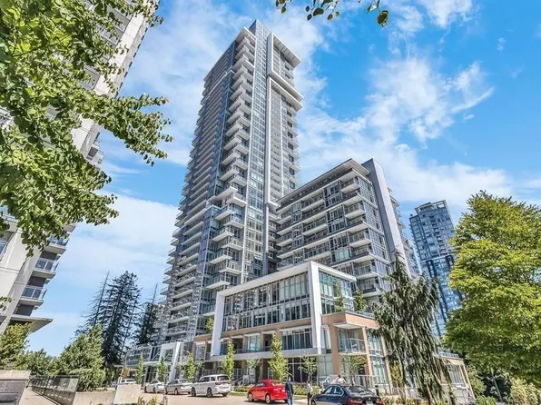 13350 Central Ave #3706, Surrey, BC V3T 0S1