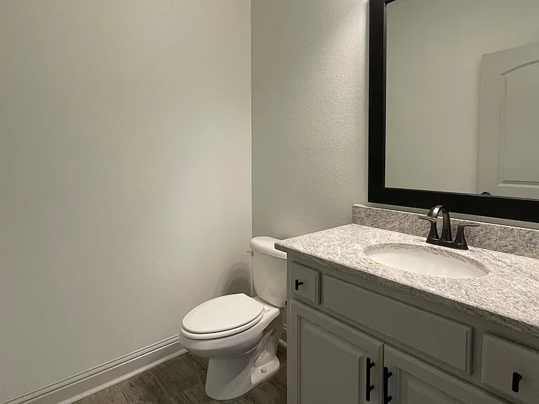 1187 Lakehaven Dr — Photo 10