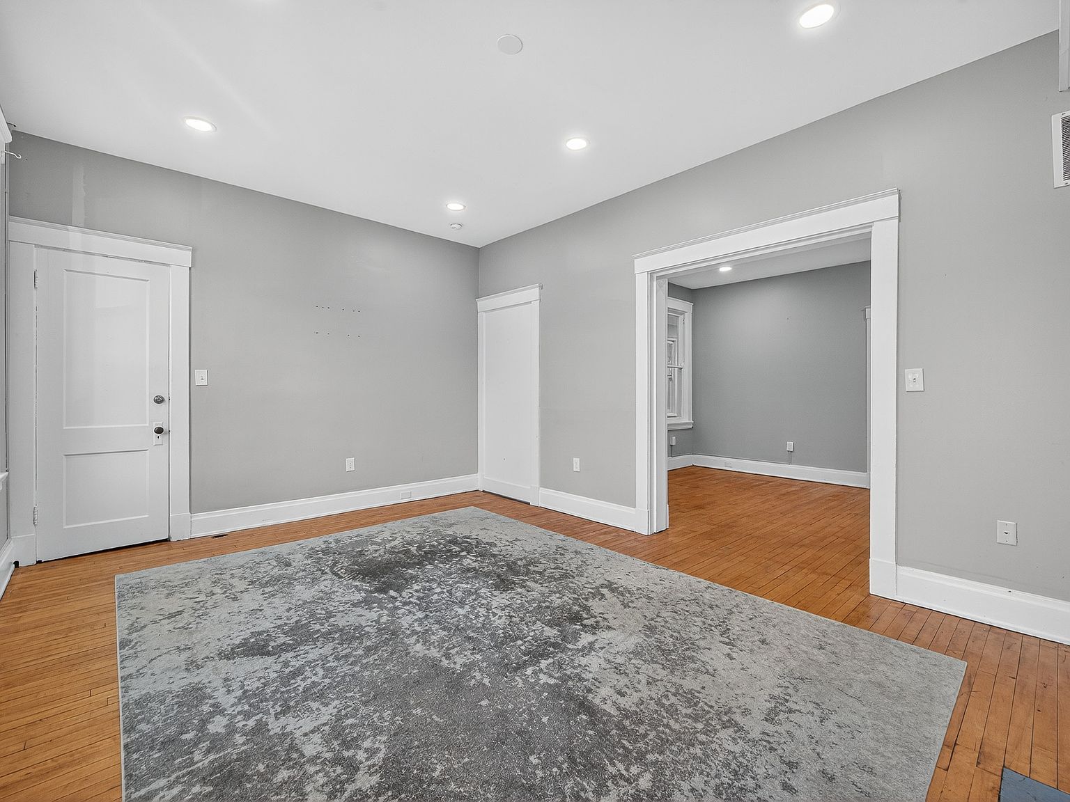 3053 Madison Rd, Cincinnati, OH 45209 | Zillow