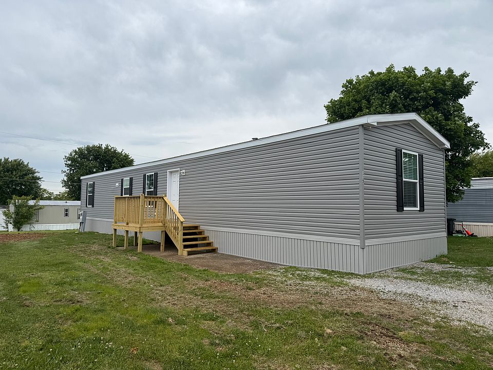 1st image of 115 Hickory Ave #115