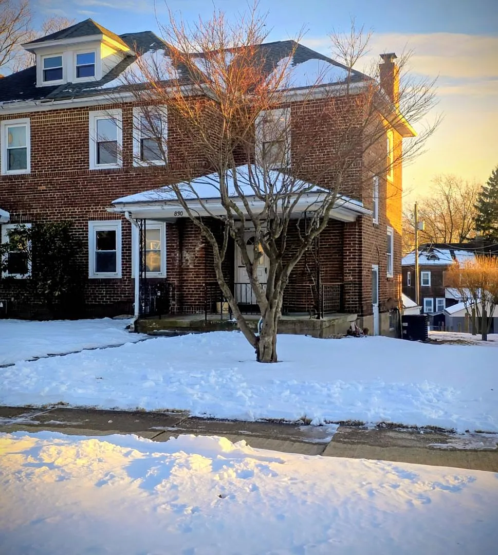 3 bedroom house For Rent — Photo 1
