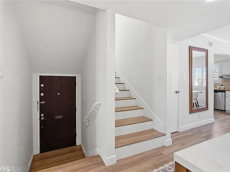 1433 S Beverly Dr — Photo 19