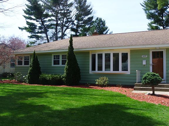 2nd image of 3097 Country Club Dr