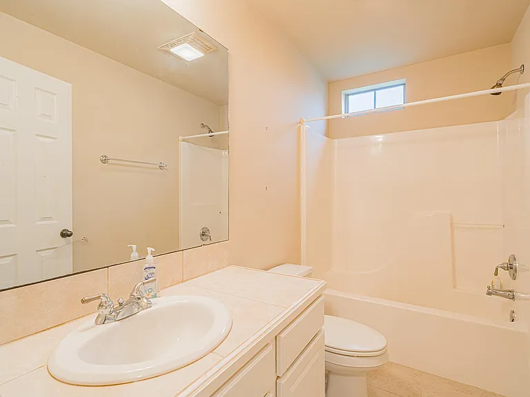130 Windermere Cir — Photo 21