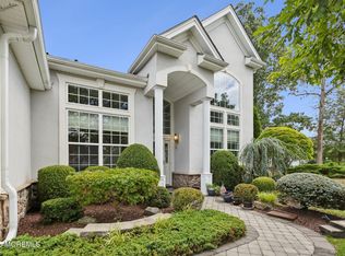 14 Chesterfield Dr, Jackson, NJ 08527
