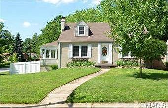 3rd image of 243 W Woodbine Ave