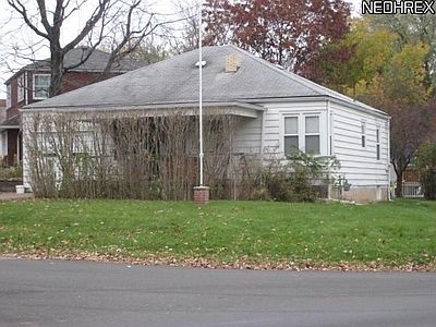 2nd image of 100 S Shadylane Dr