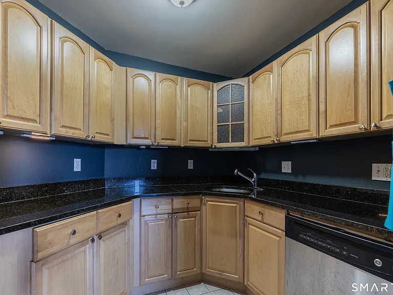 325 Myrtle Ave #1205 — Photo 14