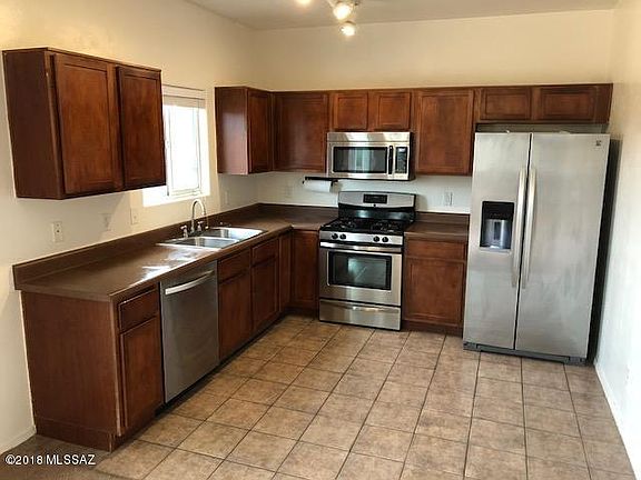 4th image of 6309 S Iberia Ave