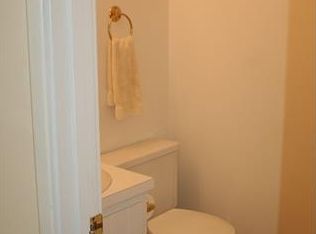 8260 Siege Rd, Mechanicsville, VA 23111