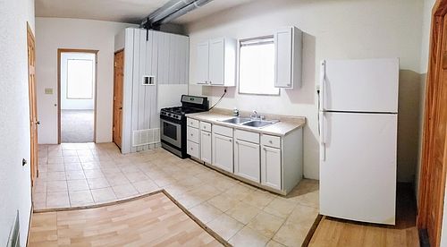 5th image of 1711 W Grant St APT 3