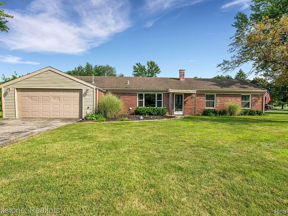 1st image of 8388 Galloway Dr