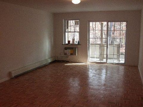 5th image of 18 Glen Hollow Dr APT F6