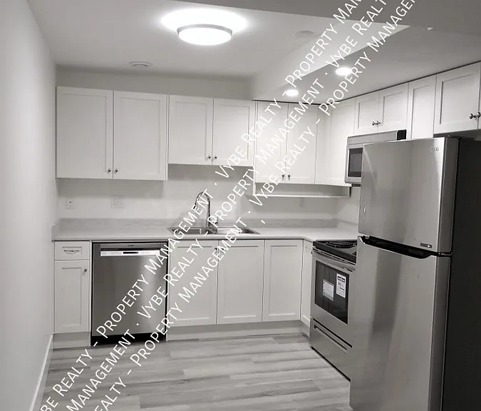2248 Gladwin Rd #BASEMENT — Photo 1
