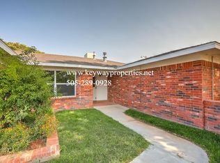 4512 Kirk Ln SW, Albuquerque, NM 87121