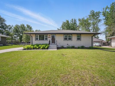 260 Waukee Ave, Waukee, IA, 50263