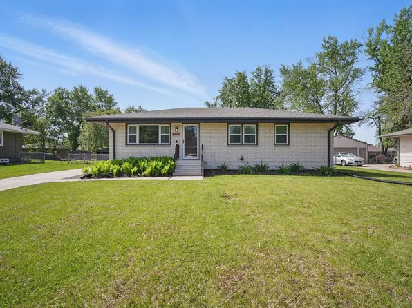 260 Waukee Ave, Waukee, IA 50263