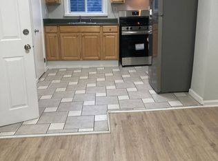 102 Evergreen St #2F, Bayonne, NJ 07002