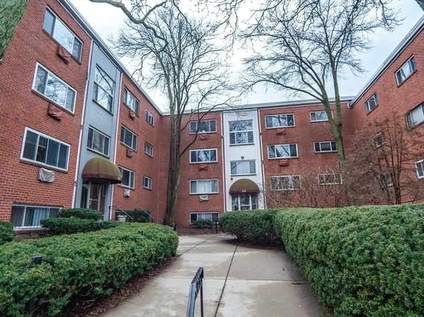 290 Corey Rd APT 23, Brighton, MA 02135