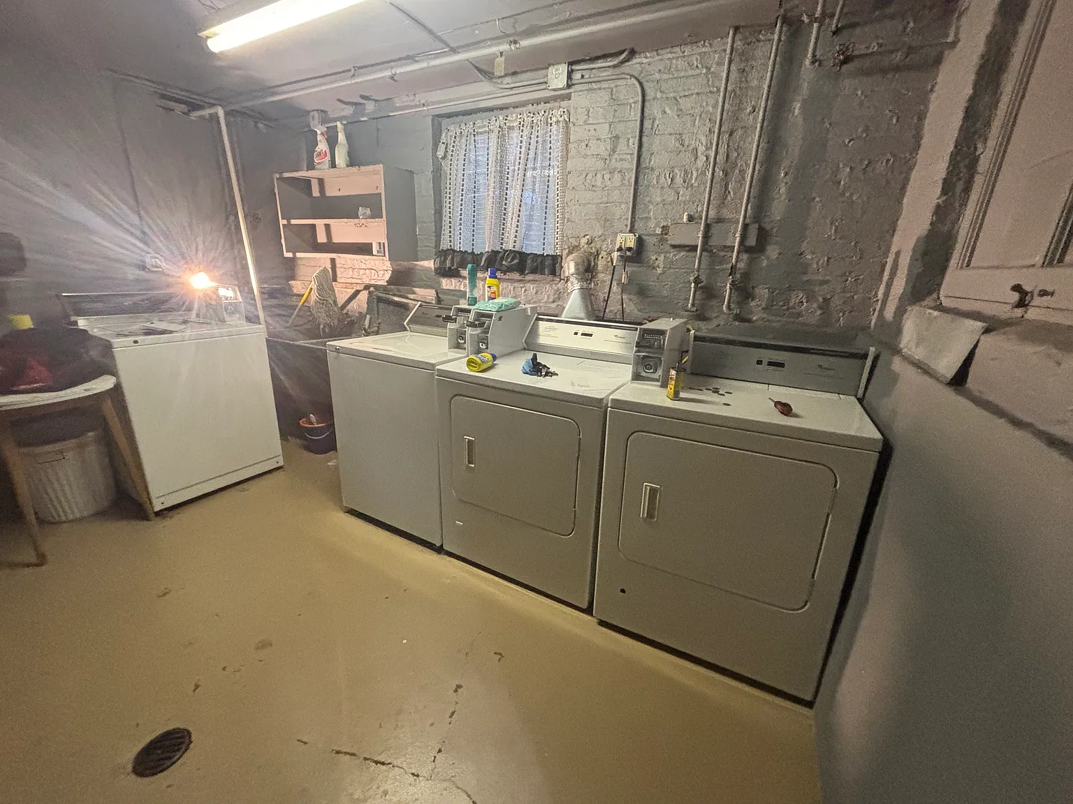 2 bed, 1200 sqft, $1,995 — Photo 3