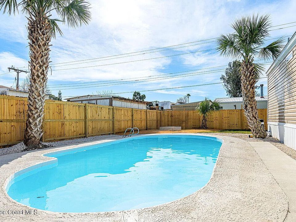 2nd image of 345 Creole Dr