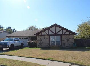 4550 Sunnybank Ct, Fort Worth, TX 76137