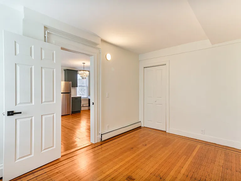 169 Waterman St #4 — Photo 3
