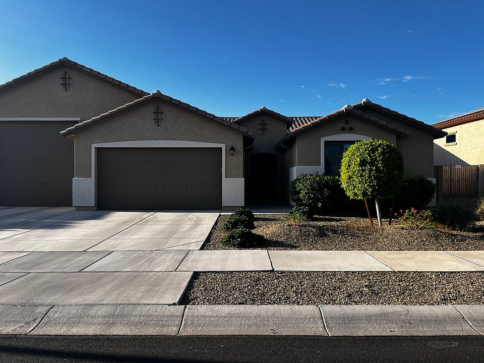 1st image of 18455 W Robin Ln