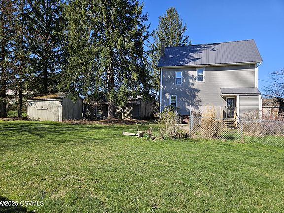 3rd image of 292 N 8th St