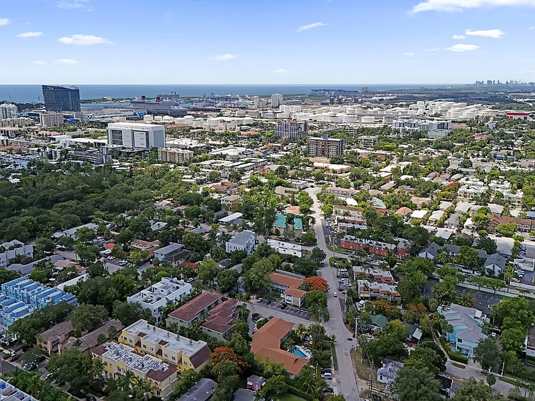 1250 Miami Rd #11 — Photo 36