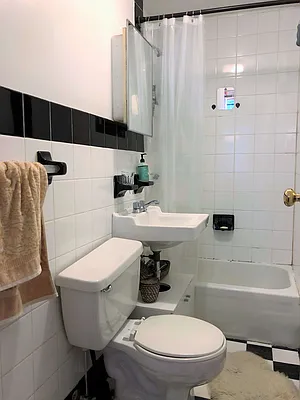 Rented by Bold New York | media 14