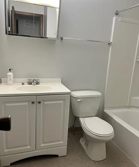 336 Hillcrest Ave NW #6 — Photo 8