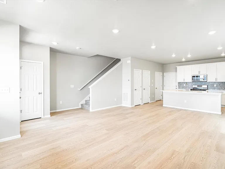 21171 E 63rd Dr — Photo 7