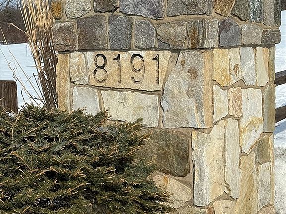 2nd image of 8191 Cole Rd