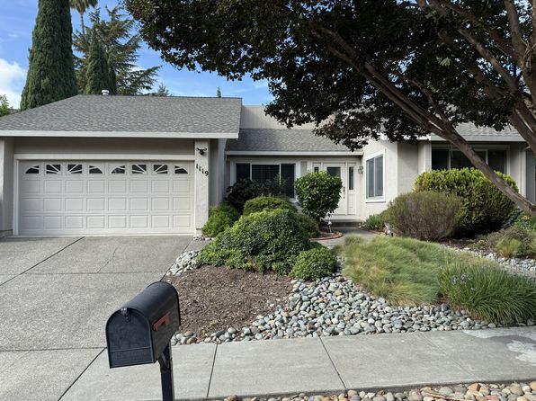 1119 Pinewood Dr
