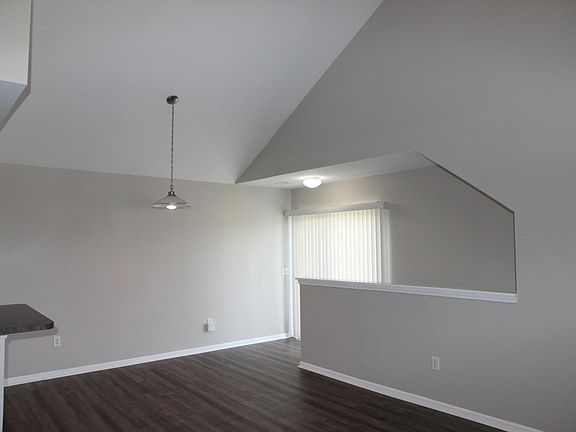 3rd image of 791 Addington Ln