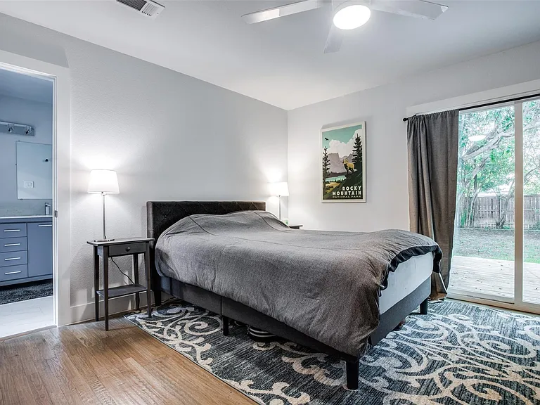 6136 Saint Moritz Ave — Photo 10