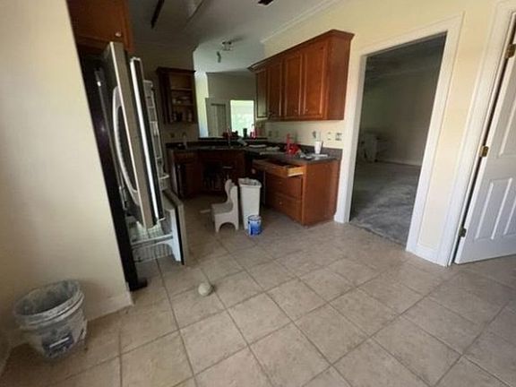 5th image of 3701 Castle Pines Ln